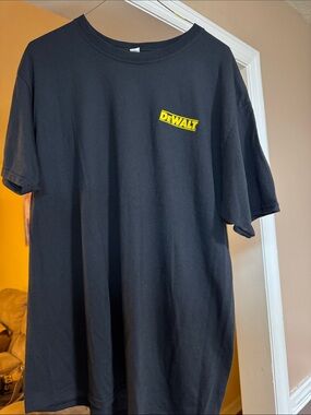 DEWALT Men’s Black Short Sleeve Logo T-Shirt